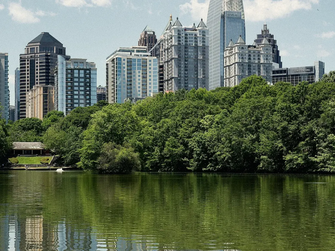 Midtown Atlanta from Piedmont Park. The Midtown Atlanta skyline across Lake Clara Meer in Piedmont Park